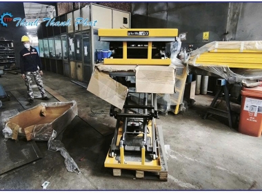 BÀN NÂNG THỦY LỰC - SỰ RA ĐỜI CỦA THIẾT BỊ HIỆN ĐẠI