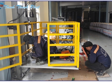 THANG NÂNG HÀNG 250kg