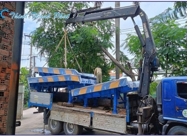 CẦU XE NÂNG 3 KHÚC CHO KHO HẸP