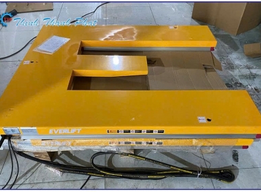 BÀN NÂNG PALLET CHỮ E